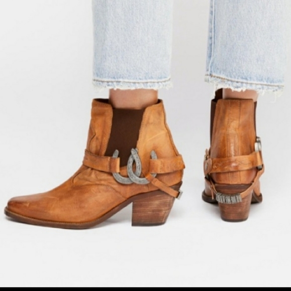 Lady luck leather booties - Picture 2 of 9